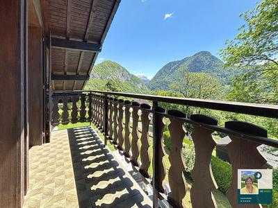 Maison - 135 m² - 6 pièces