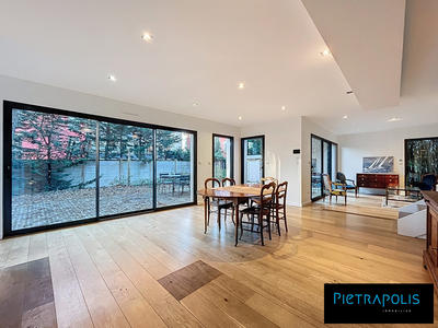 Maison contemporaine - 140 m² - 7 pièces