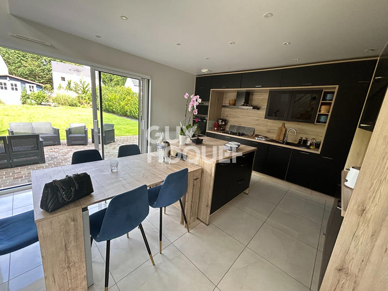 Maison - 170 m² - 7 pièces