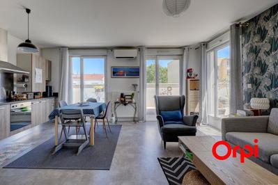 Appartement - 81 m² - 4 pièces