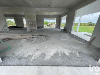 Local commercial - 204 m²