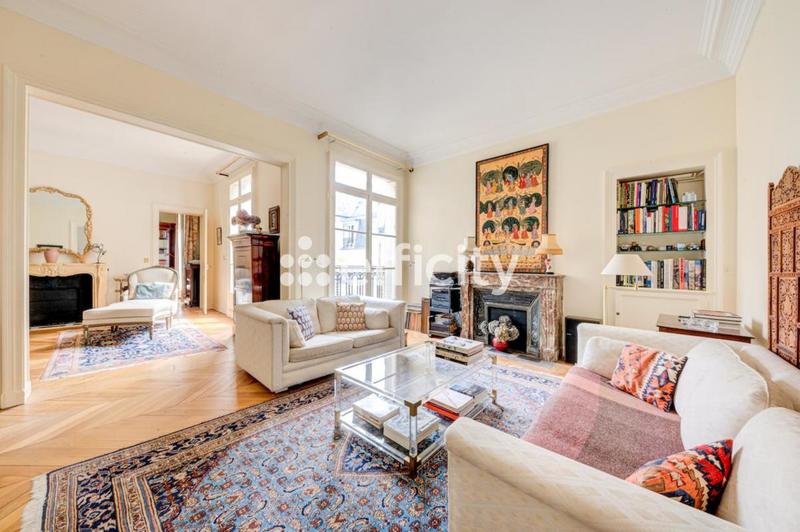 Appartement - 110 m² - 4 pièces