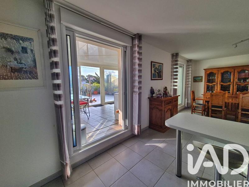 Appartement - 93 m² - 4 pièces