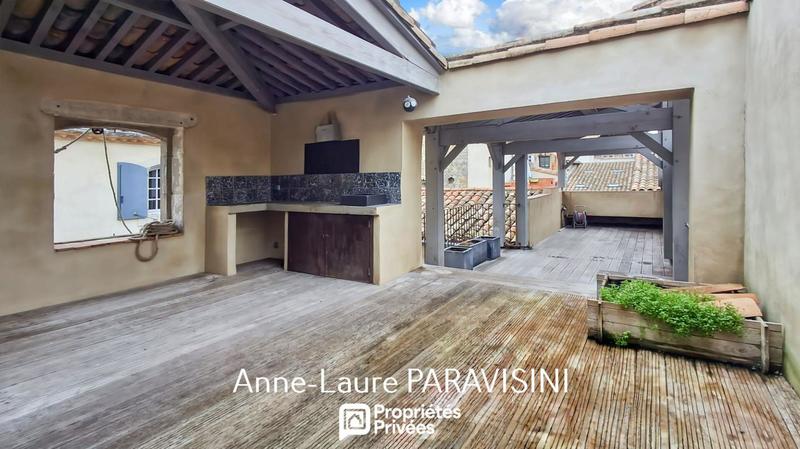 Appartement - 274 m² - 5 pièces