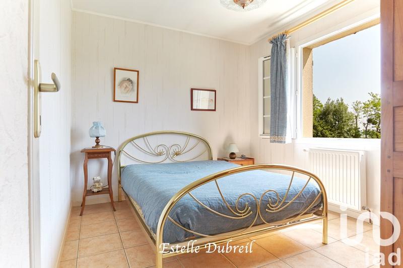 Maison - 186 m² - 10 pièces