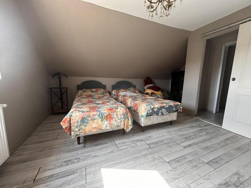 Pavillon - 146 m² - 6 pièces