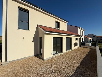 Maison contemporaine - 139 m² - 5 pièces