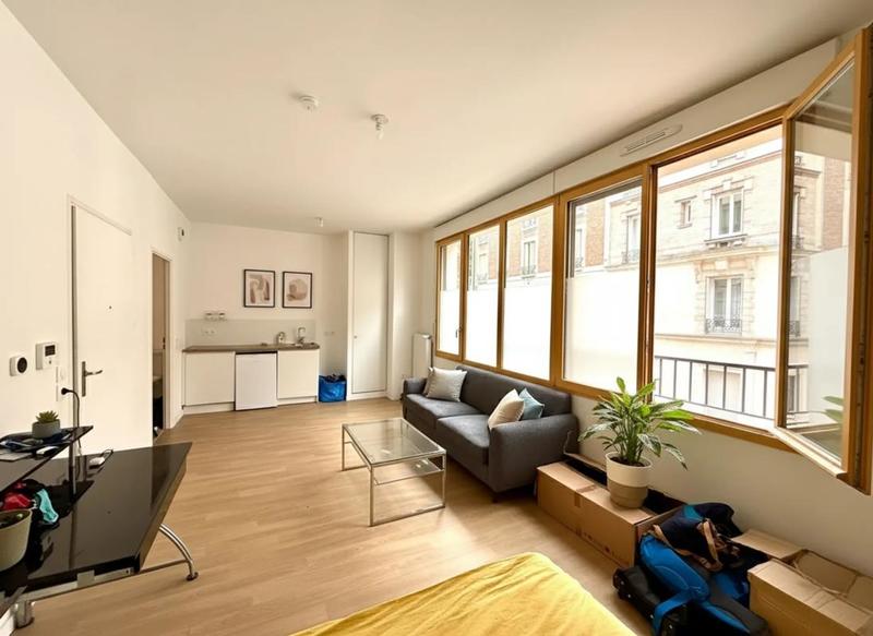 Studio - 30 m² - 1 pièce