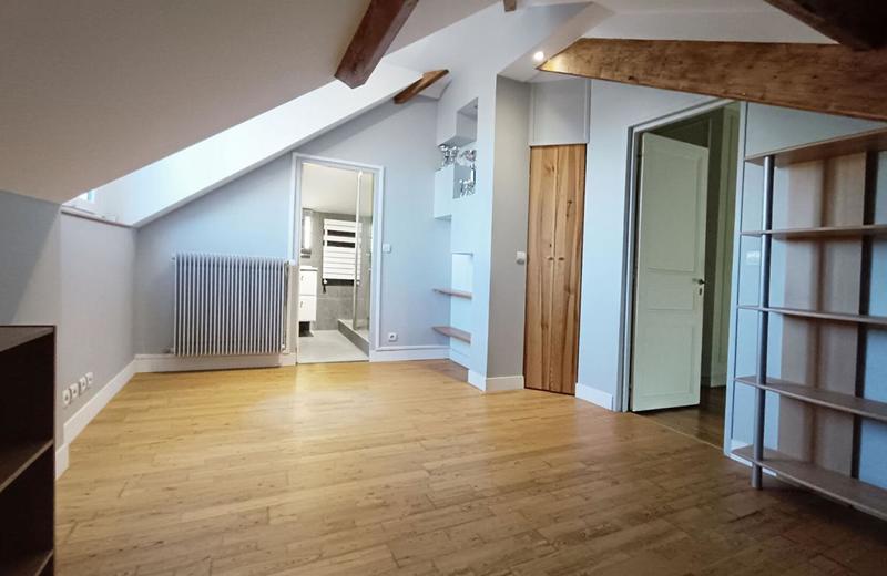 Maison - 299 m² - 10 pièces