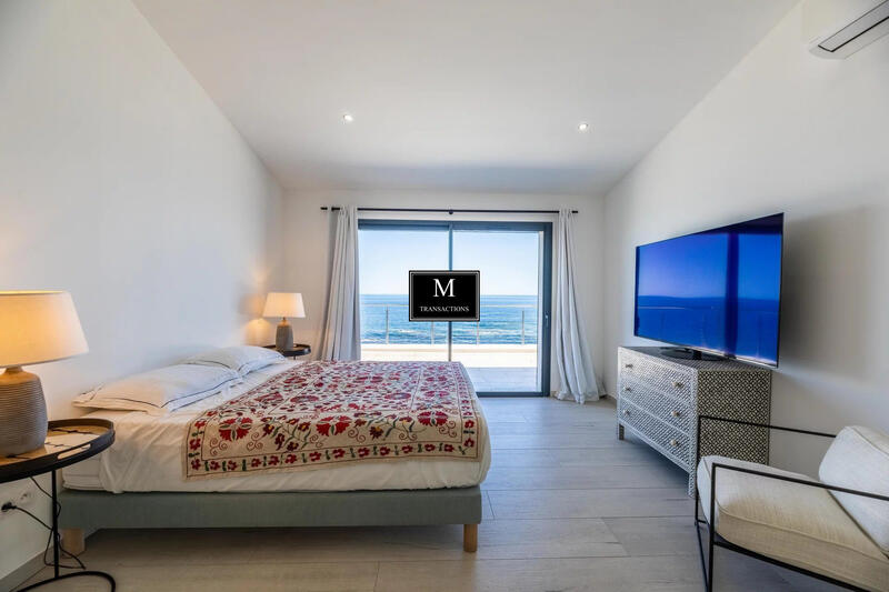 Villa - 316 m² - 9 pièces