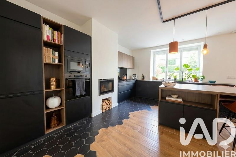 Maison - 150 m² - 8 pièces