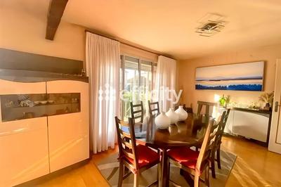 Pavillon - 85 m² - 6 pièces