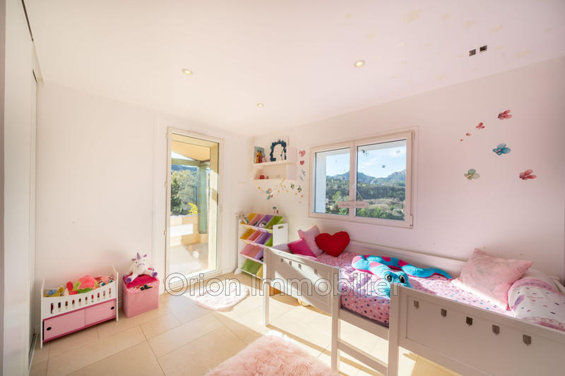 Maison - 249 m² - 7 pièces