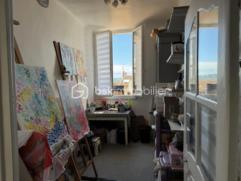 Appartement - 92 m² - 5 pièces