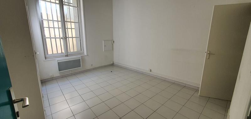 Local d'activités - 114 m²