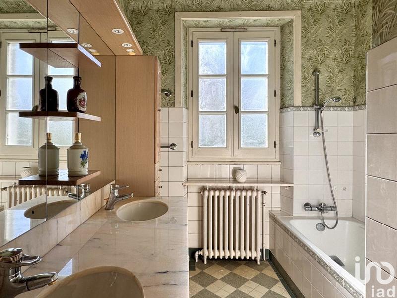 Maison - 195 m² - 6 pièces