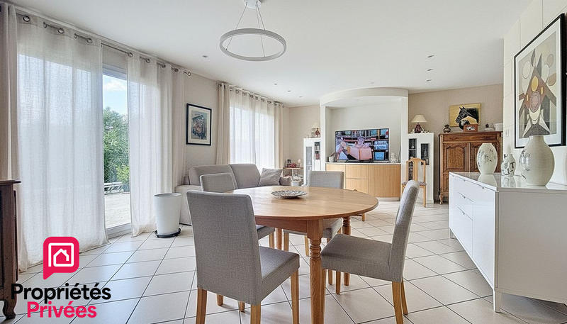 Maison - 133 m² - 5 pièces