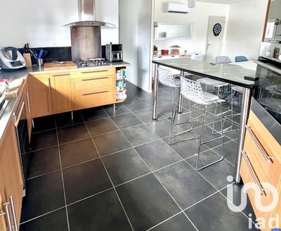 Maison - 120 m² - 4 pièces