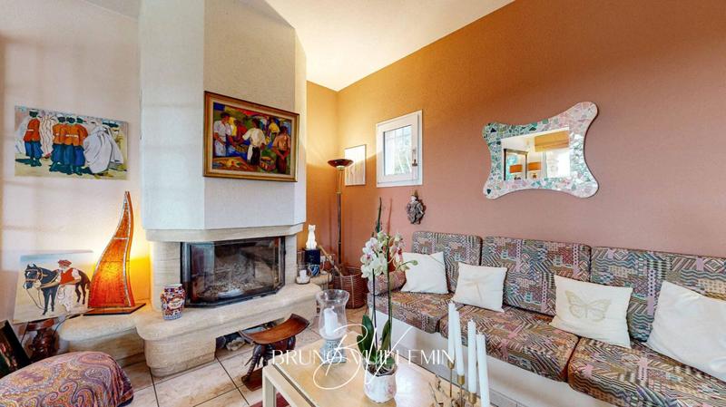 Villa - 186 m² - 6 pièces