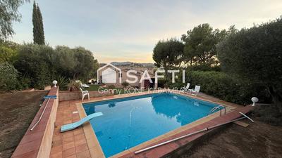 Maison - 140 m² - 6 pièces