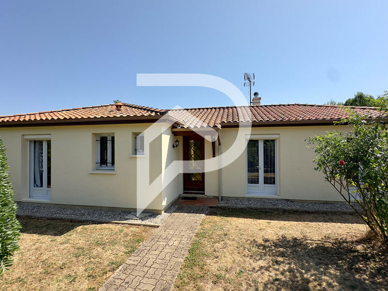 Maison - 93 m² - 4 pièces