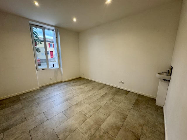 Local commercial - 12 m² - 1 pièce