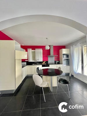 Maison - 103 m² - 4 pièces