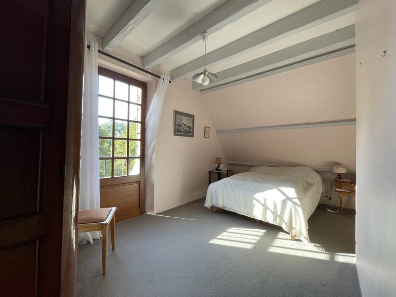 Maison traditionnelle - 155 m² - 6 pièces