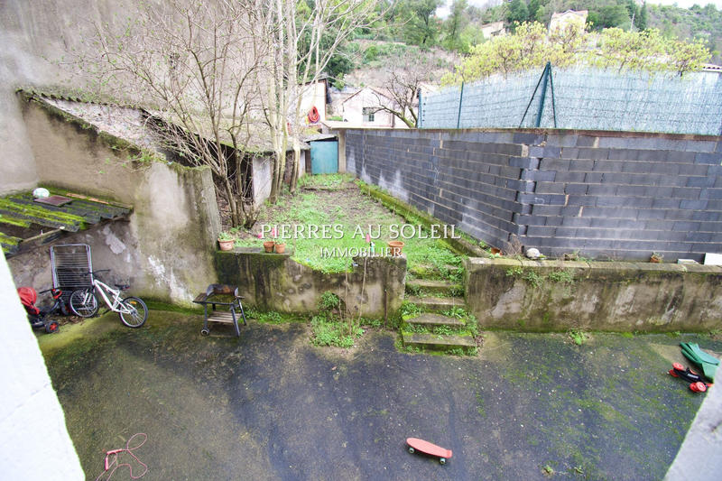 Appartement - 600 m² - 17 pièces