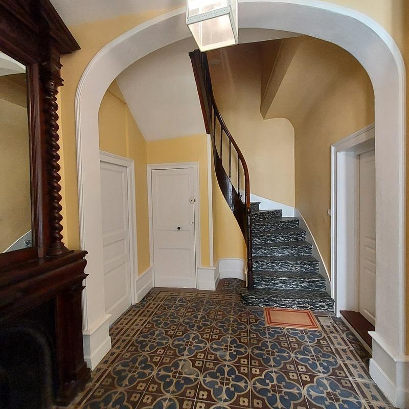 Immeuble - 330 m² - 13 pièces