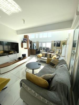 Appartement - 106 m² - 4 pièces