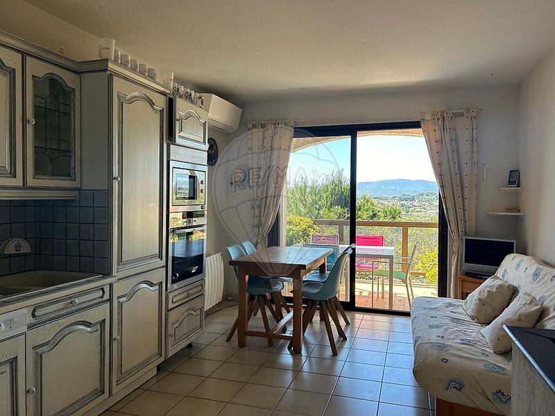 Maison - 67 m² - 4 pièces