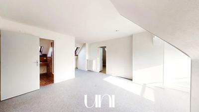 Maison - 325 m² - 10 pièces