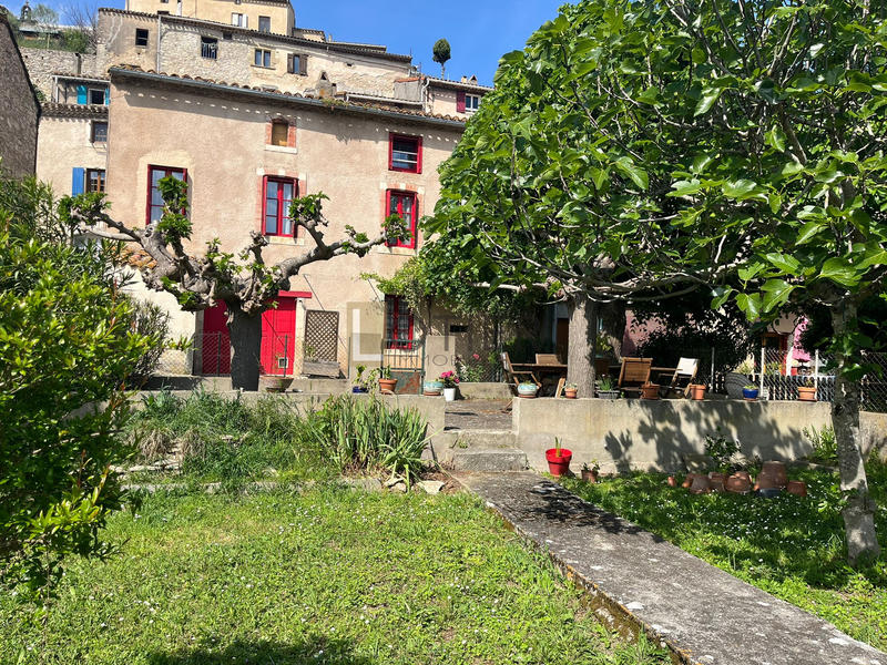 Maison de village - 150 m² - 4 pièces