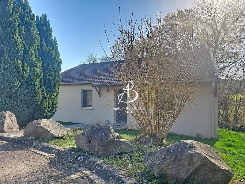 Maison - 102 m² - 5 pièces