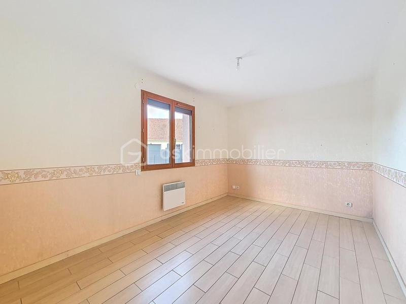 Maison traditionnelle - 195 m² - 9 pièces