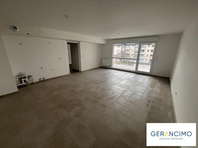Appartement - 77 m² - 3 pièces