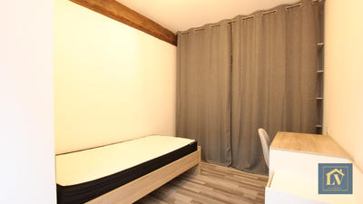 Chambre - 10 m² - 1 pièce