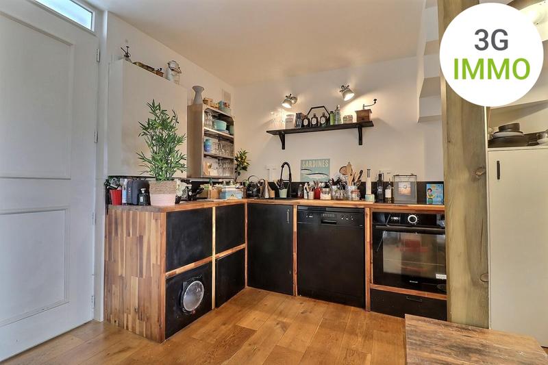 Appartement - 100 m² - 5 pièces