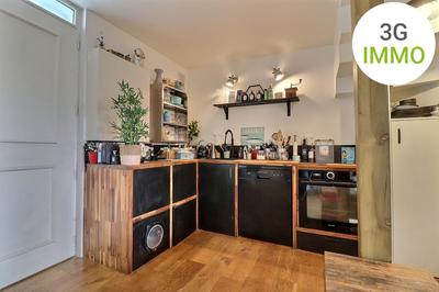 Appartement - 100 m² - 5 pièces