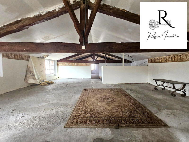 Maison ancienne - 140 m² - 5 pièces