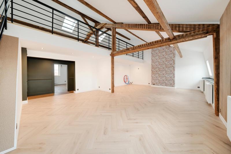 Duplex - 140 m² - 4 pièces