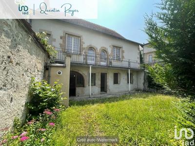 Maison - 203 m² - 7 pièces