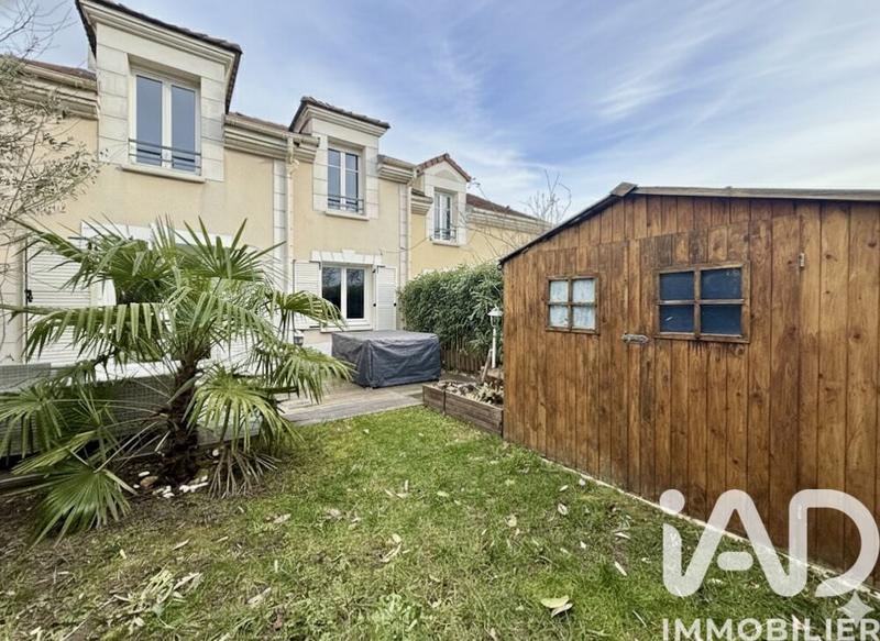 Maison - 98 m² - 5 pièces
