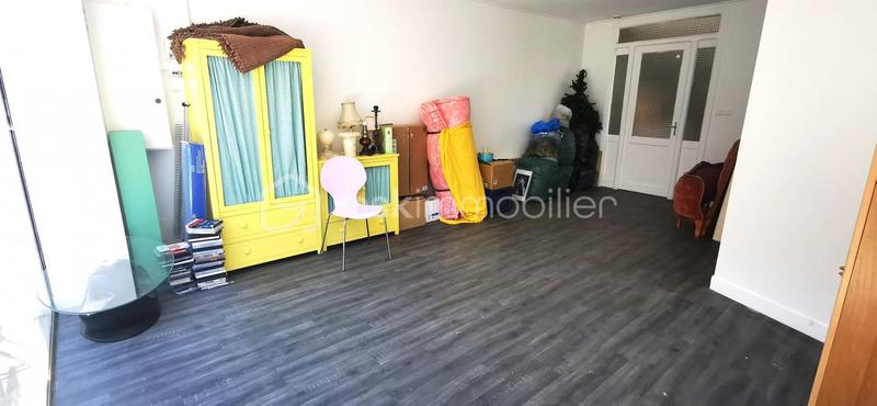 Immeuble - 110 m² - 5 pièces