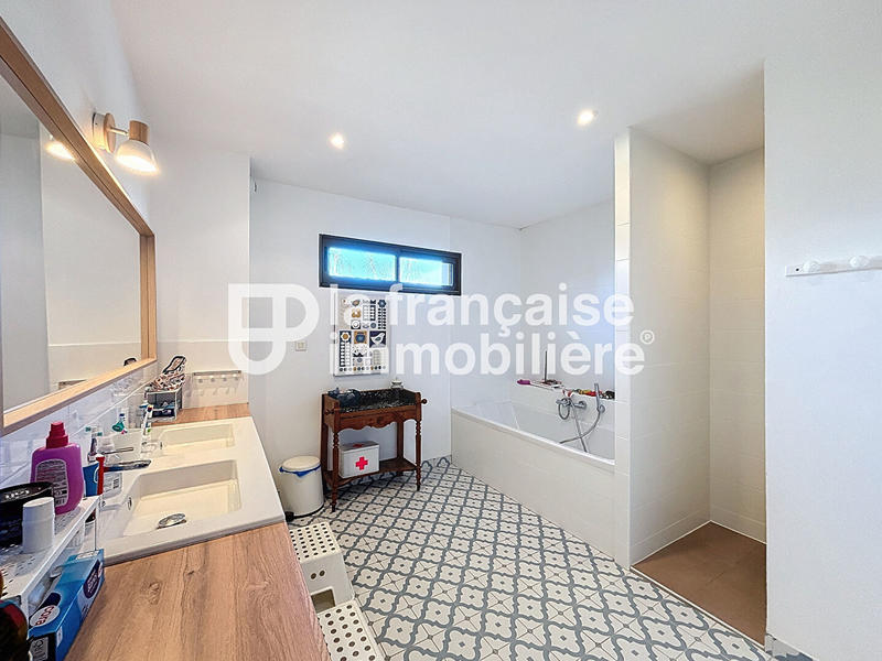 Maison - 173 m² - 7 pièces