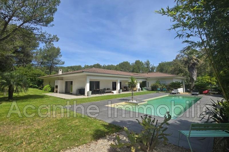 Villa - 280 m² - 7 pièces