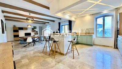 Maison - 156 m² - 6 pièces