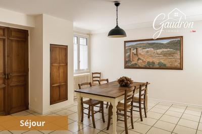 Maison de maîtres - 192 m² - 6 pièces