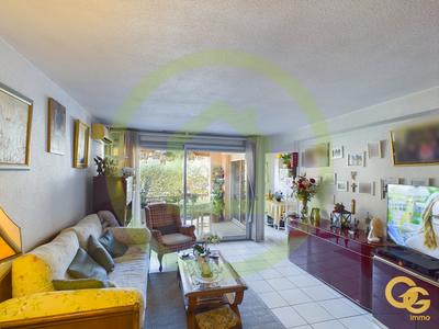 Appartement - 71 m² - 3 pièces